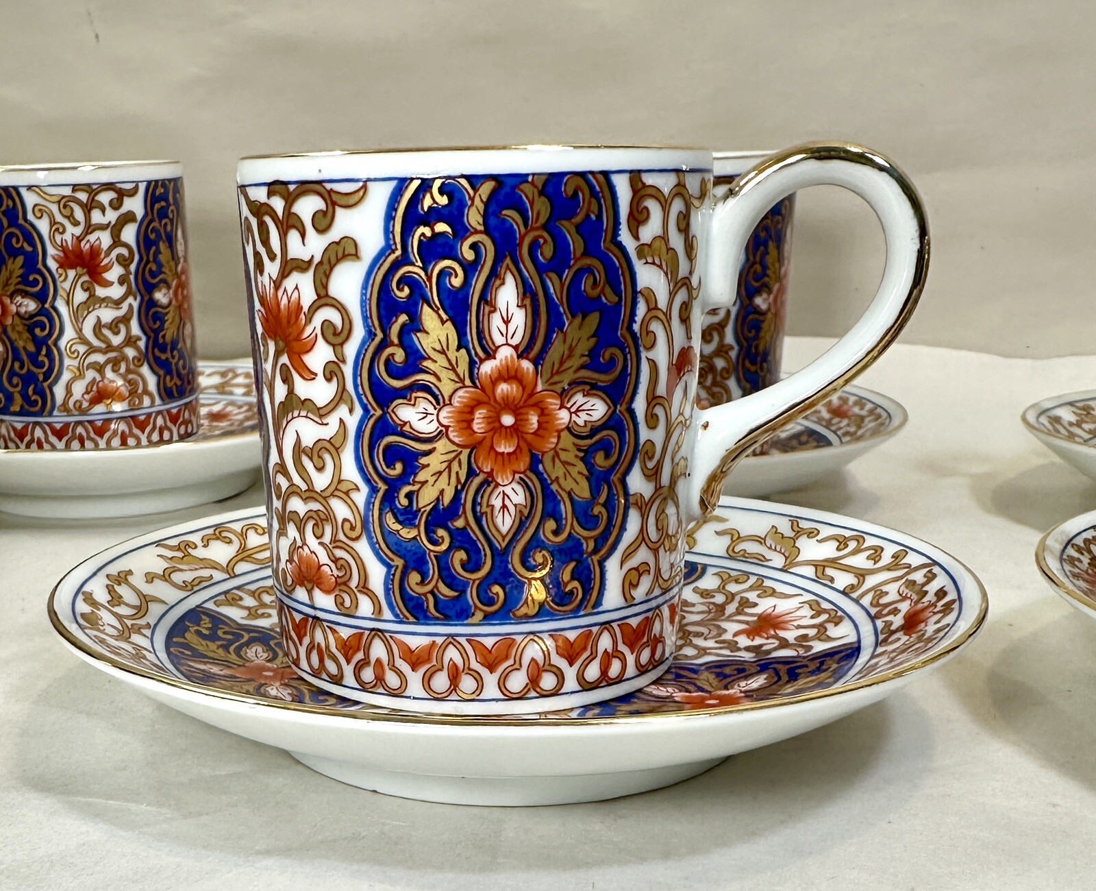 Set of Six (6) Vintage Japanese Fukusen Original Imari Demitasse Cups & Saucers - Image 1