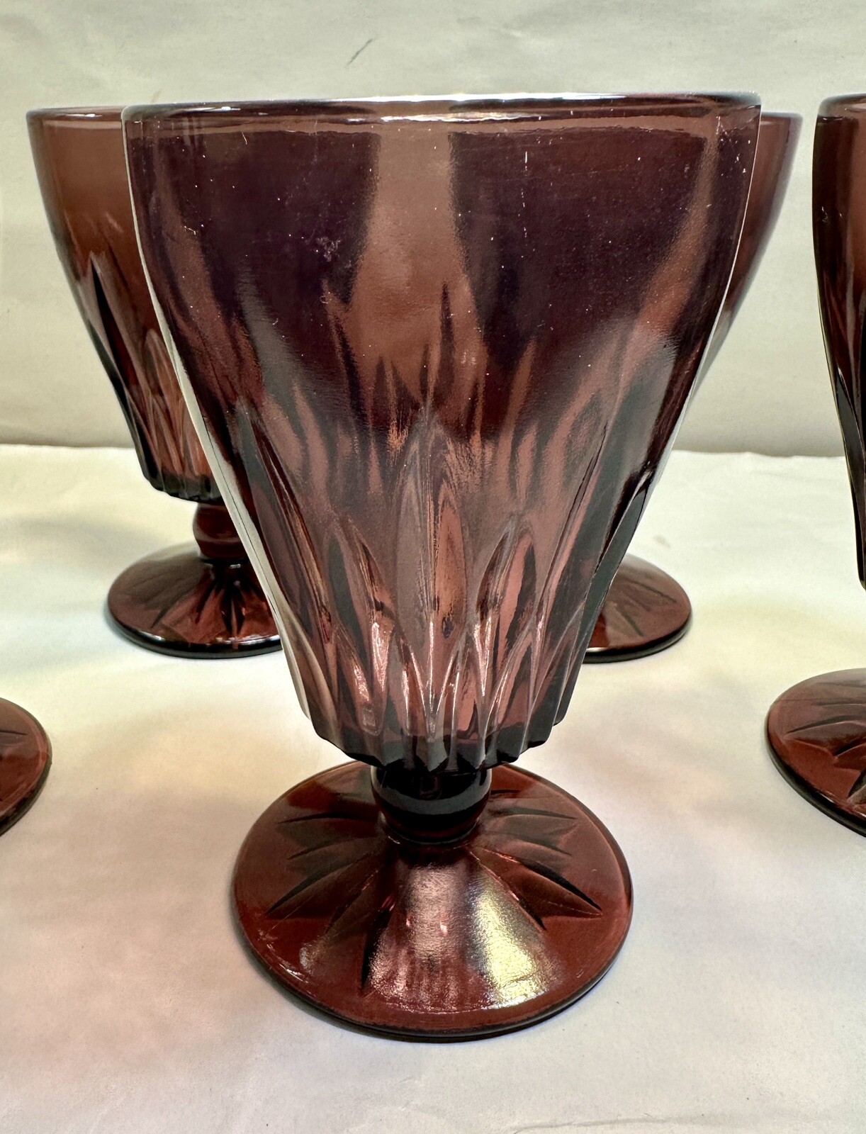 Five (5) Hazel Atlas Moroccan Amethyst 5.5" Footed Ice Tea Tumblers - Mint - Image 2