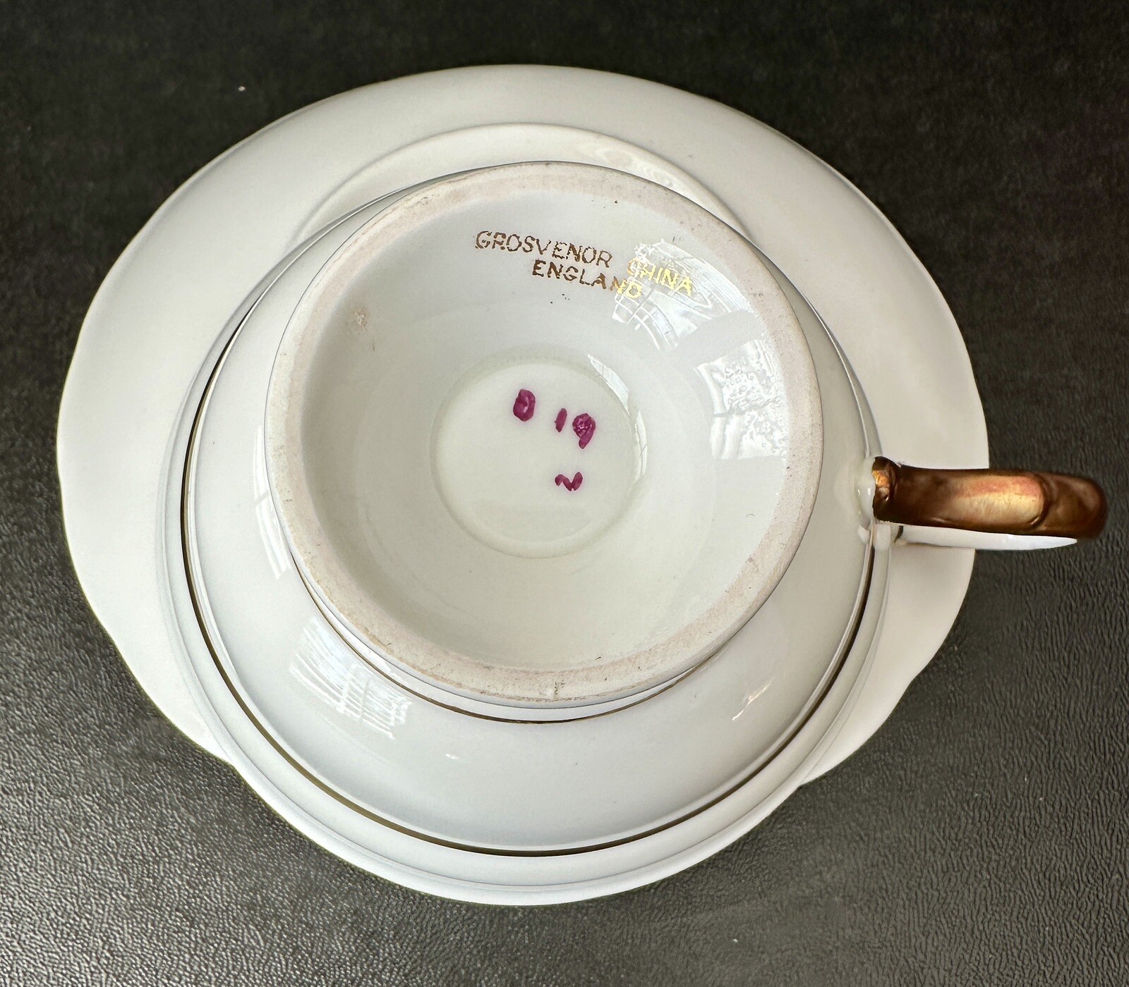 Grosvenor Teacup and Saucer - Gold Burgundy Leaves Berries - Pristine - Image 6