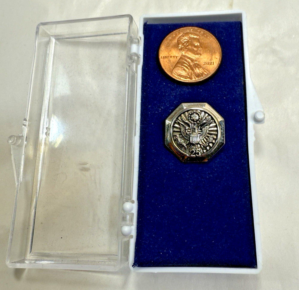 State Department 25-Year Pin - Image 4