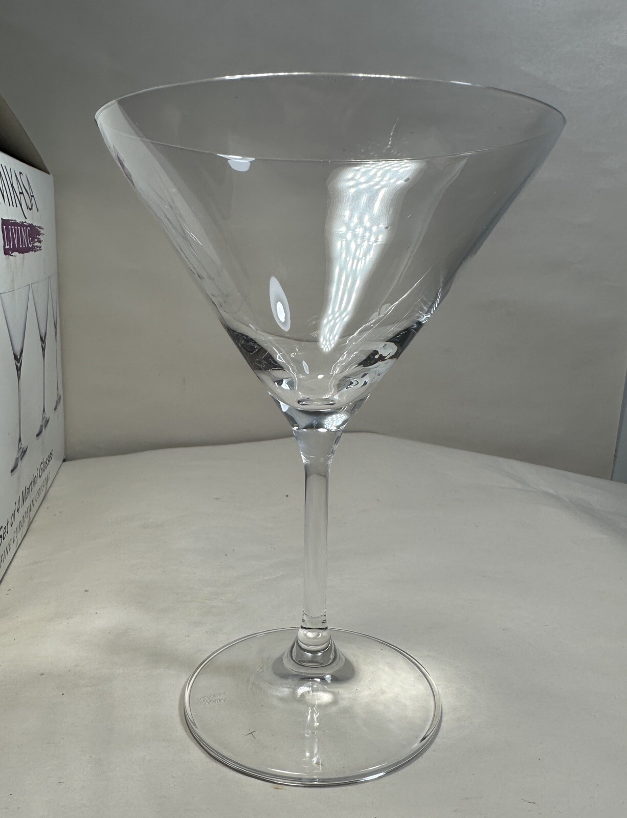 Set of 4 Mikasa Laura Crystal Martini Glasses - New in Box -- 11.5 ounces - Image 6
