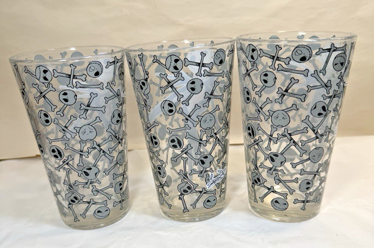 Set of 3 - Nightmare Before Christmas Drinking Glasses - Tim Burton - 16 oz. - Image 4