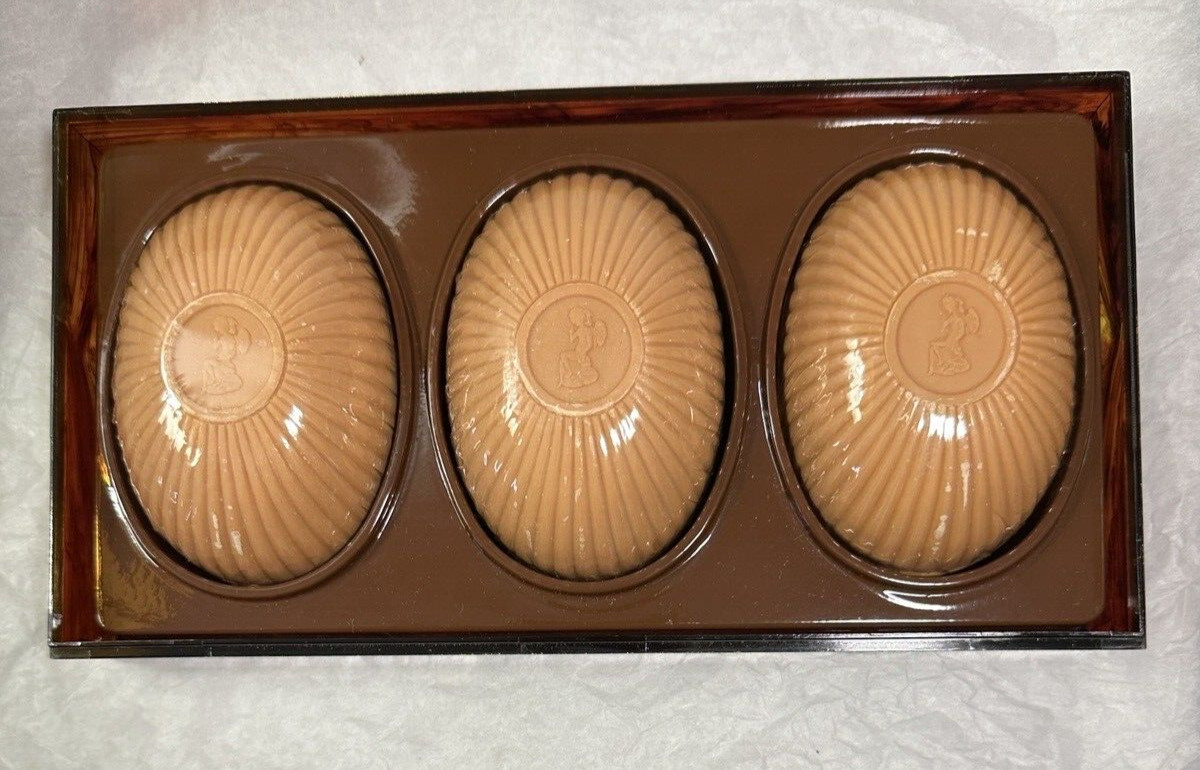 Revlon Intimate Perfumed Bath Soap - New in Plastic - Three Bars 3.6 Ounces Each - Image 2