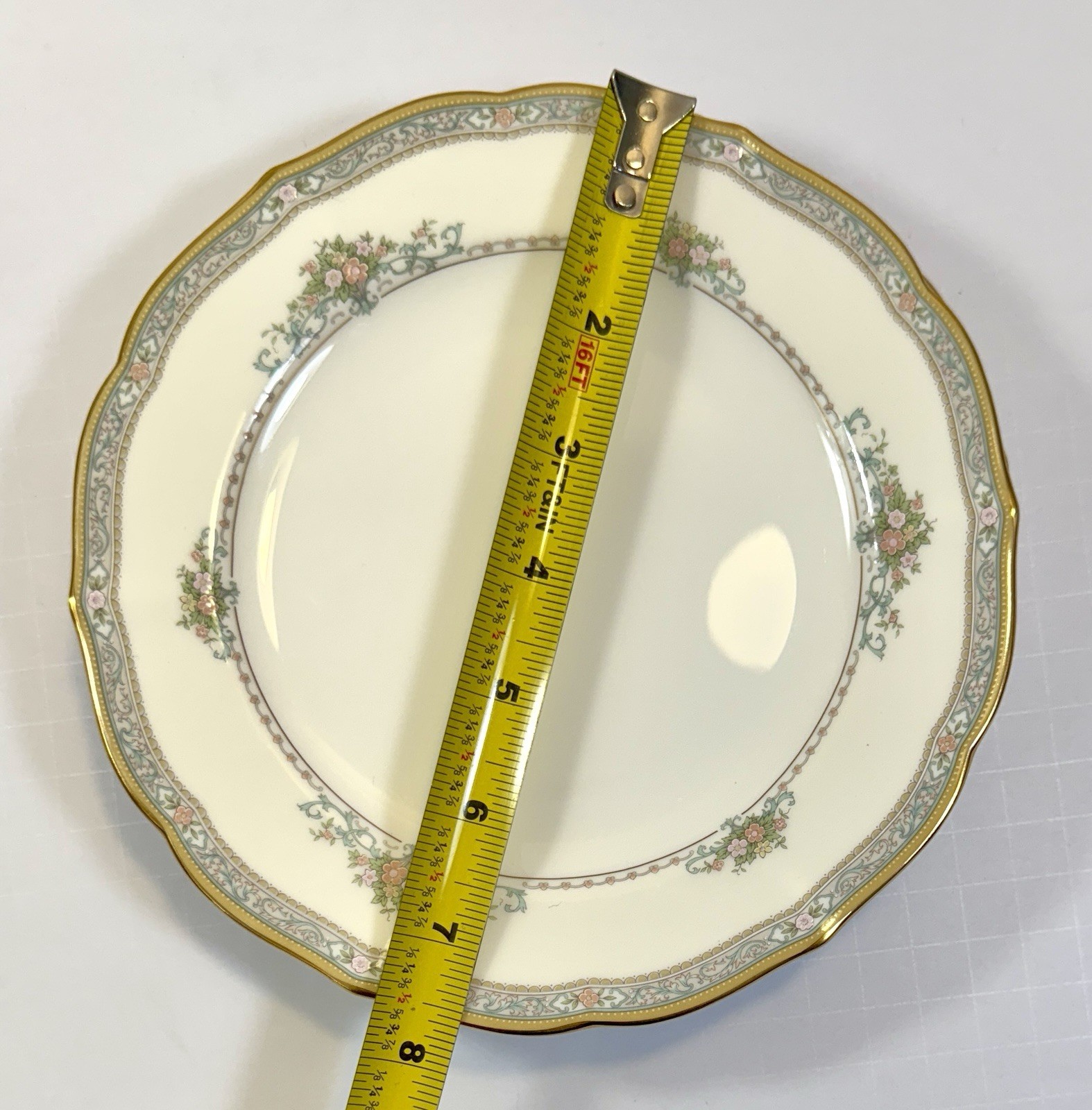 Mikasa Bridal Bouquet Bread / Salad Plates - Set of Four - 7-1/2" - CAP08 - Image 4