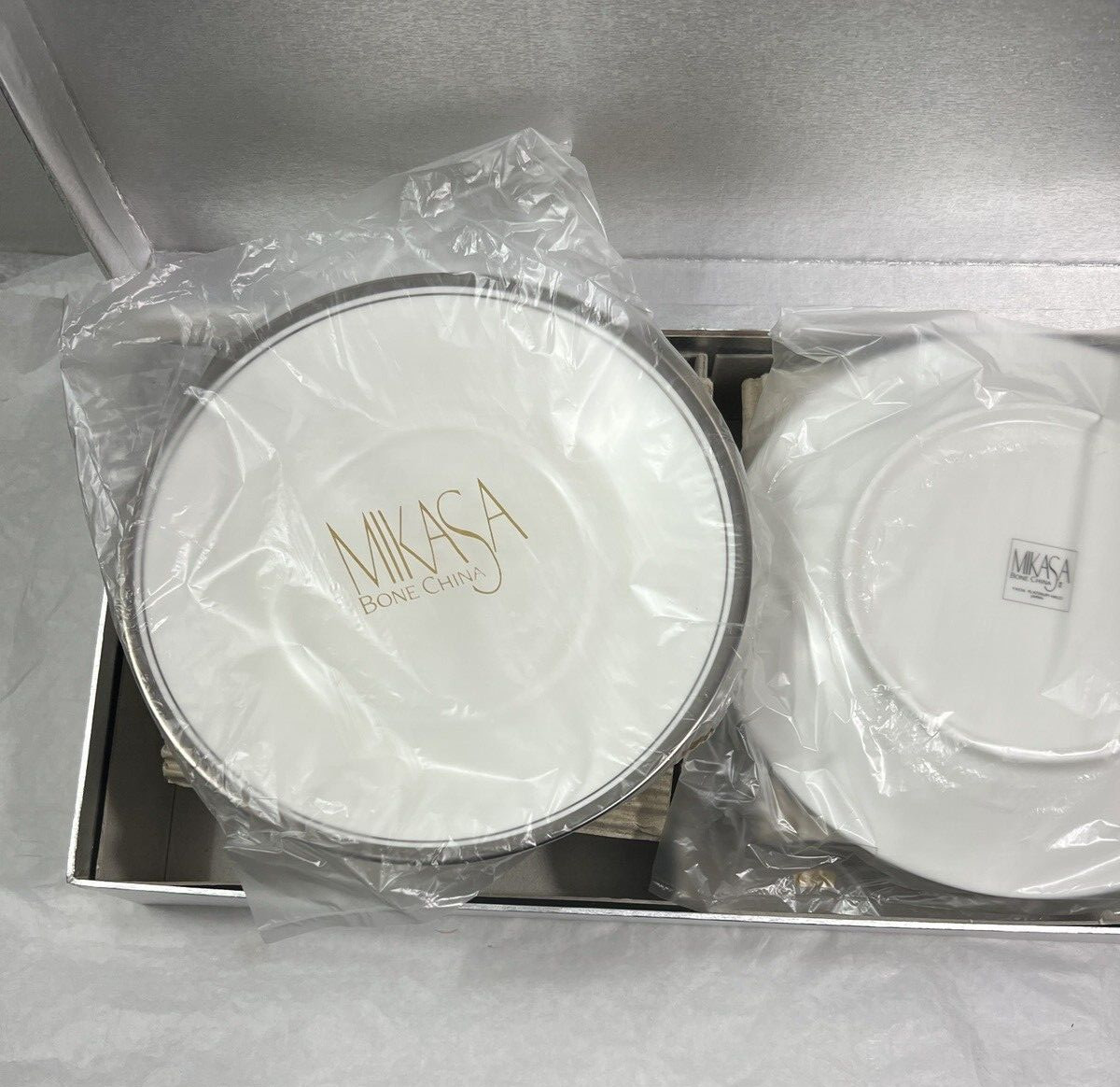 Two (2) Mikasa Platinum Halo Bon Jour Cups and Saucers - NIB - Image 3