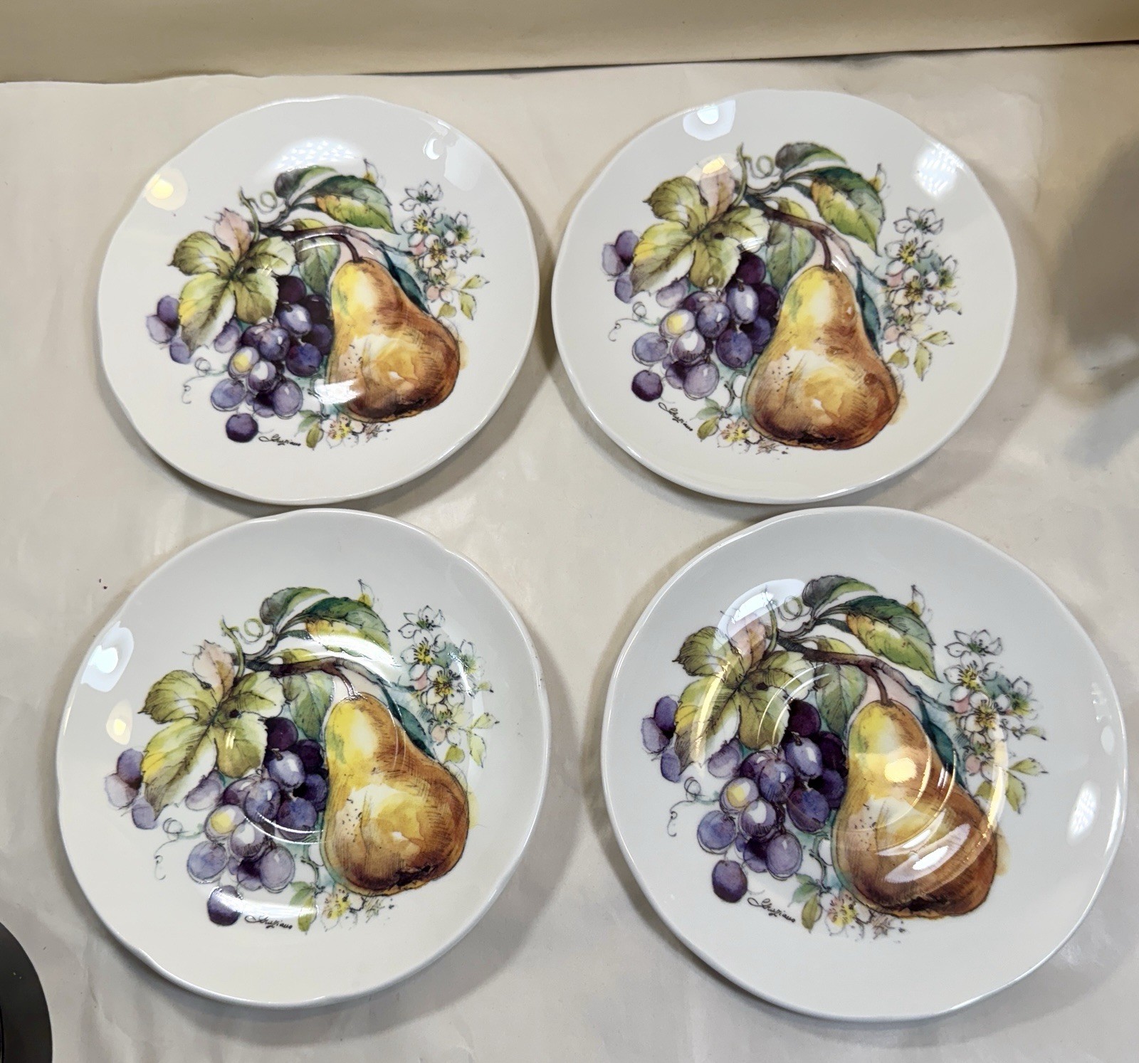 One (1) Royal Winchester Bone China Tea Cups / Saucer - Flawless - Image 5