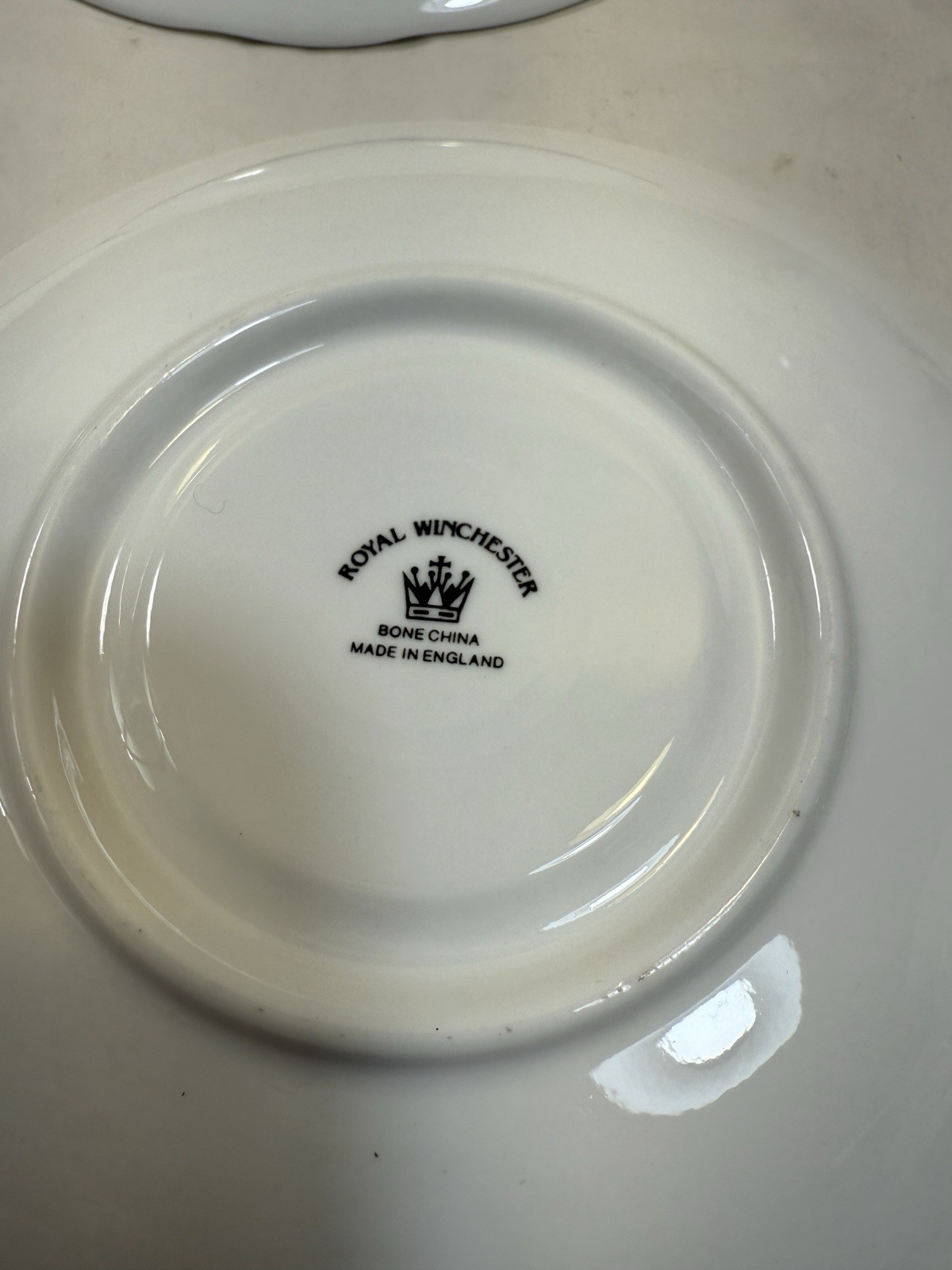 One (1) Royal Winchester Bone China Tea Cups / Saucer - Flawless - Image 8