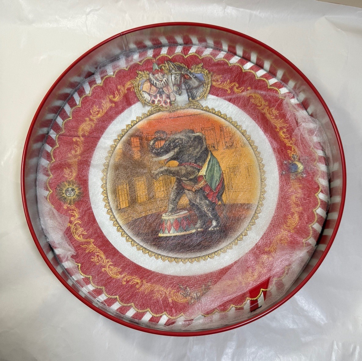 Restoration Hardware Circus Party Tin Plates, 4-Pack, 10” - UNUSED - Image 6