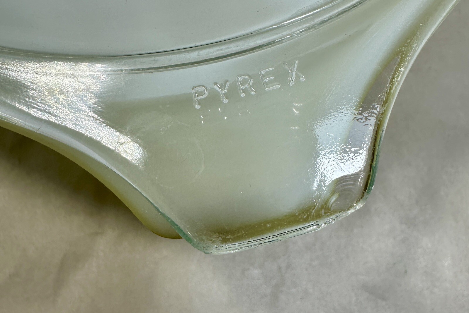 PYREX 6-1/4" Daisy Yellow 1 Pint 471 Round Refrigerator Dish 470-C Lid - Image 2