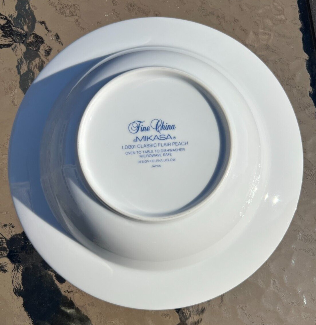 10" Round Vegetable Bowl Classic Flair Peach by MIKASA  - Image 3