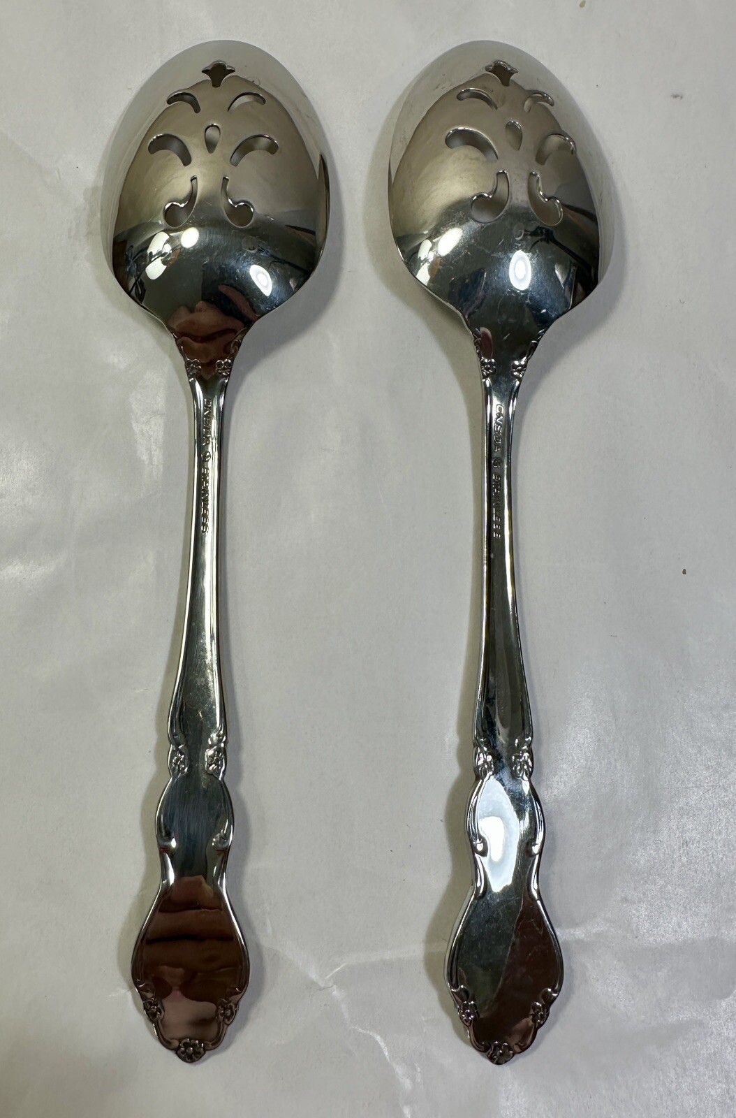 One Oneida Dover Stainless Pierced Tablespoon (Serving Spoon) - 8 3/8" - Image 6
