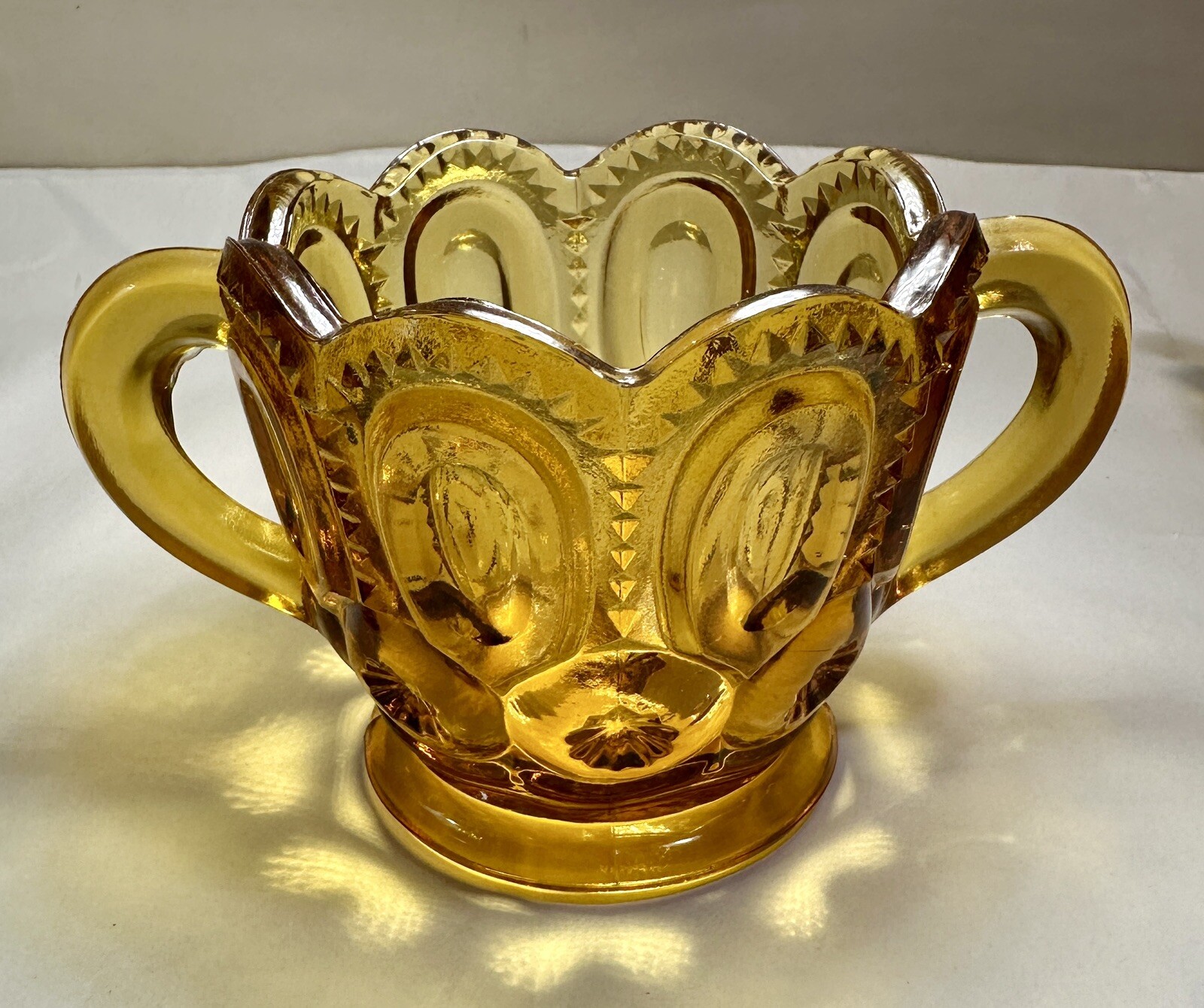 LE Smith Moon and Stars Amber Glass Creamer and Sugar Bowl - MINT - Image 5