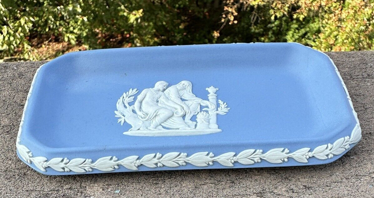 Vintage Wedgwood Jasperware Rectangular Blue Trinket Dish - Image 2