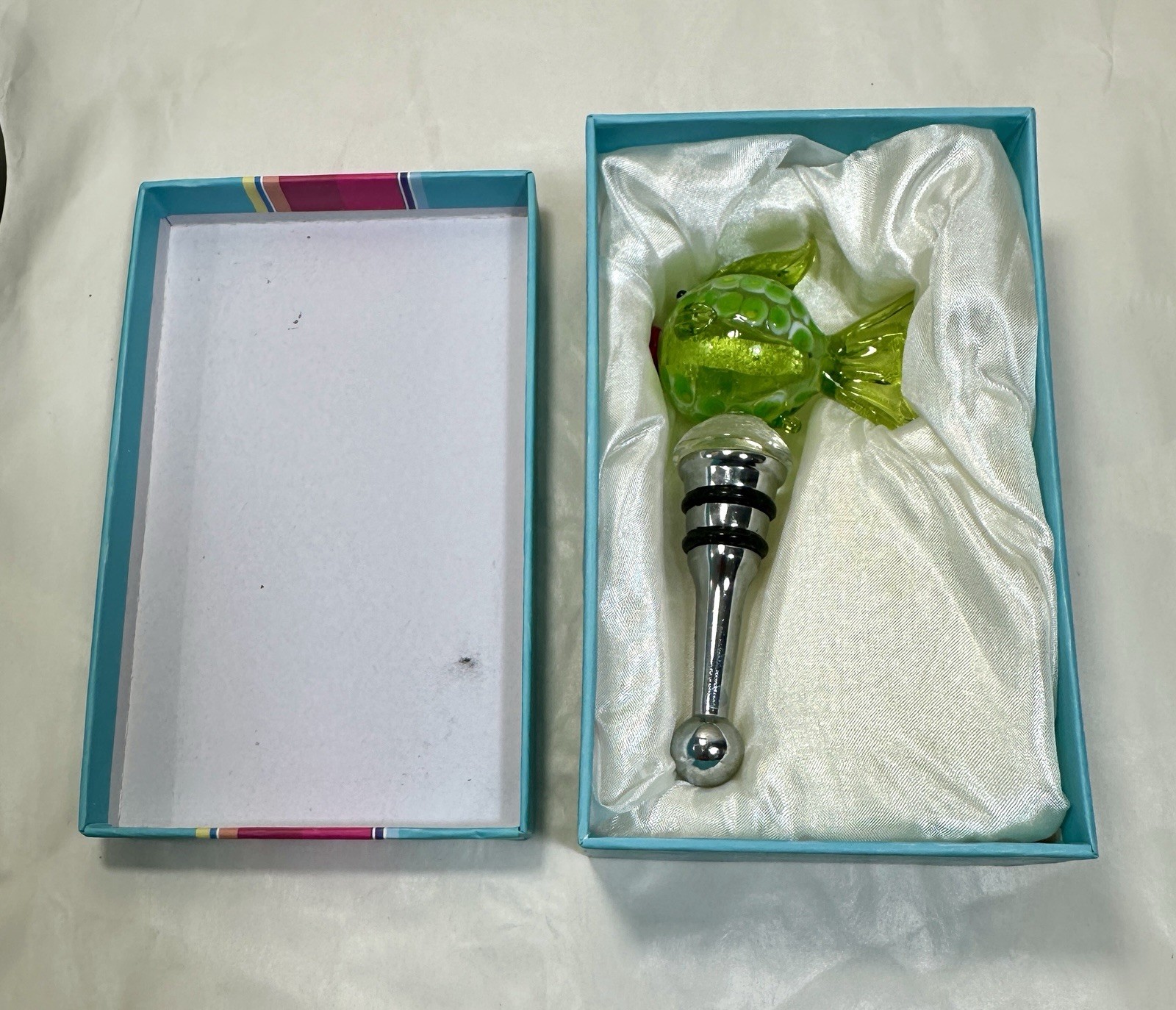 Venice Murano Glass Blowfish Bottle Stopper by Two's Company - New in Box - Image 1