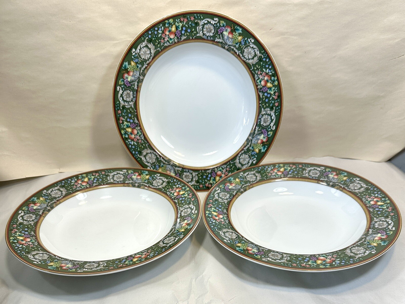 Set of Three Mikasa California Della Ribia Green 8.5” Soup Bowls - EUC