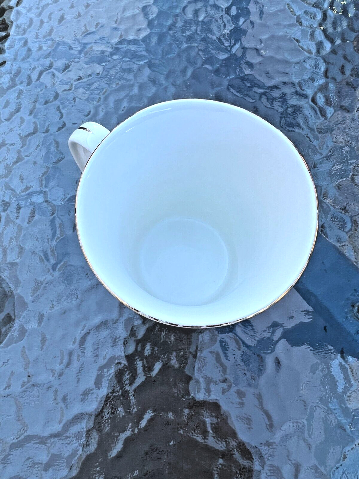 Bella Lux Bone China Mug With Roses - EUC - Image 3