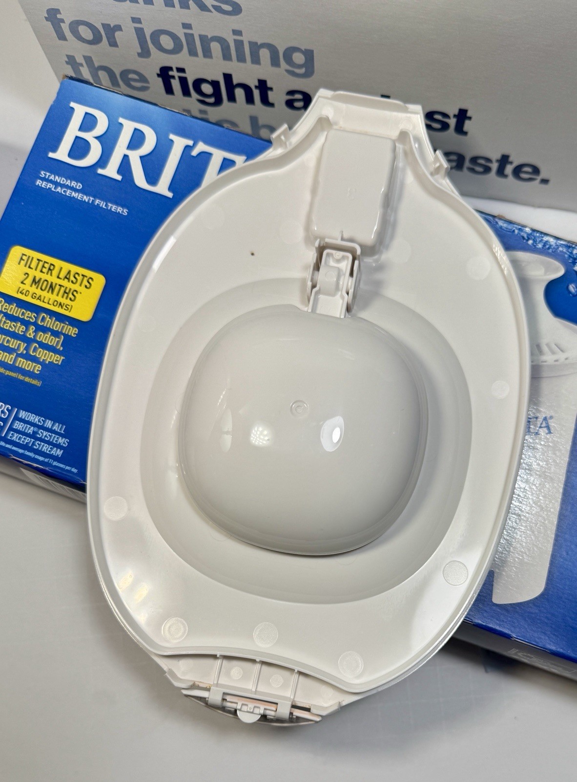 Brita Water Filtration Pitcher and New Filters - Image 4