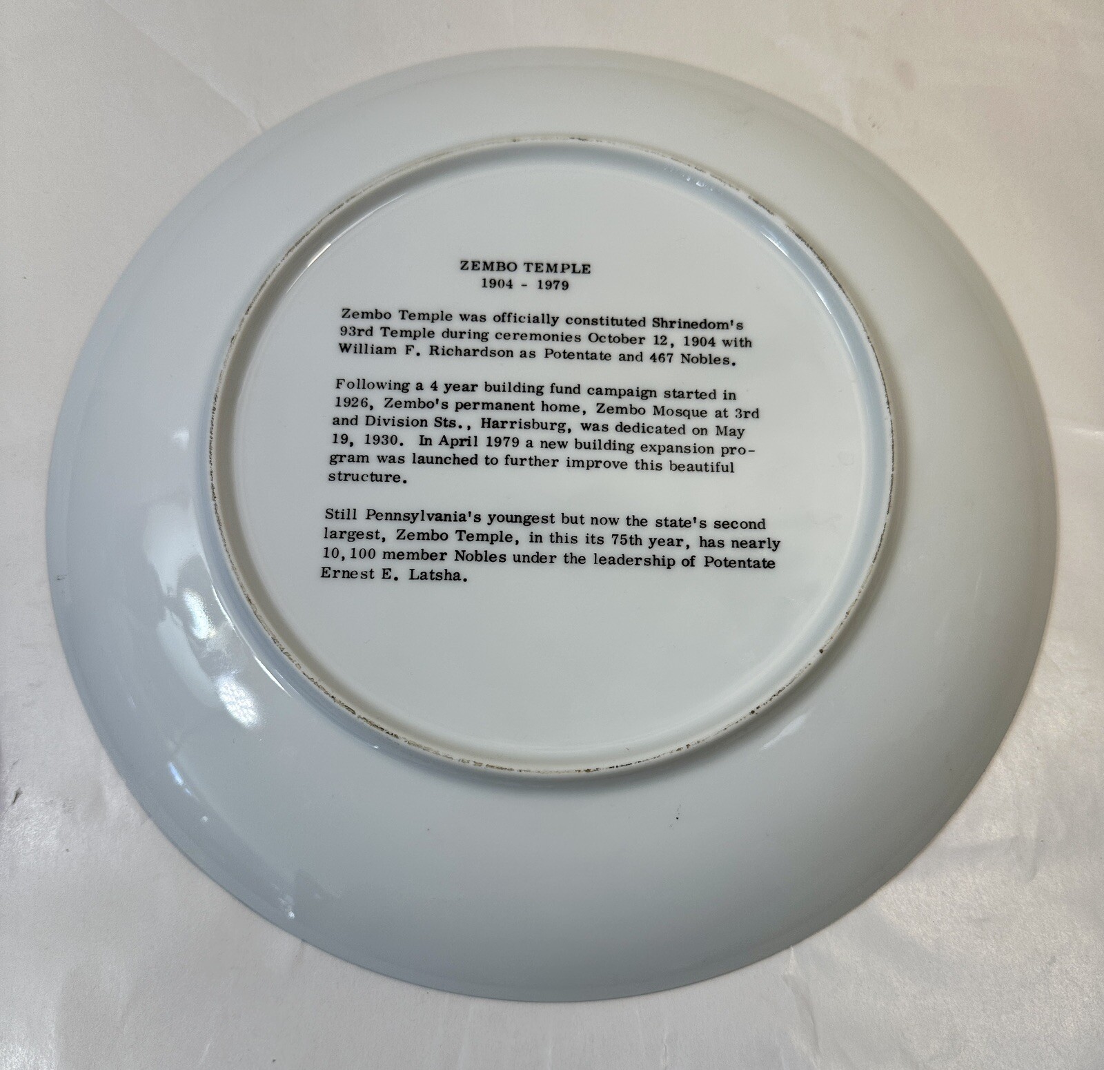 Zembo Temple 75th Anniversary Ceramic Commemorative Plate, 1904-1979 - Mint - Image 3