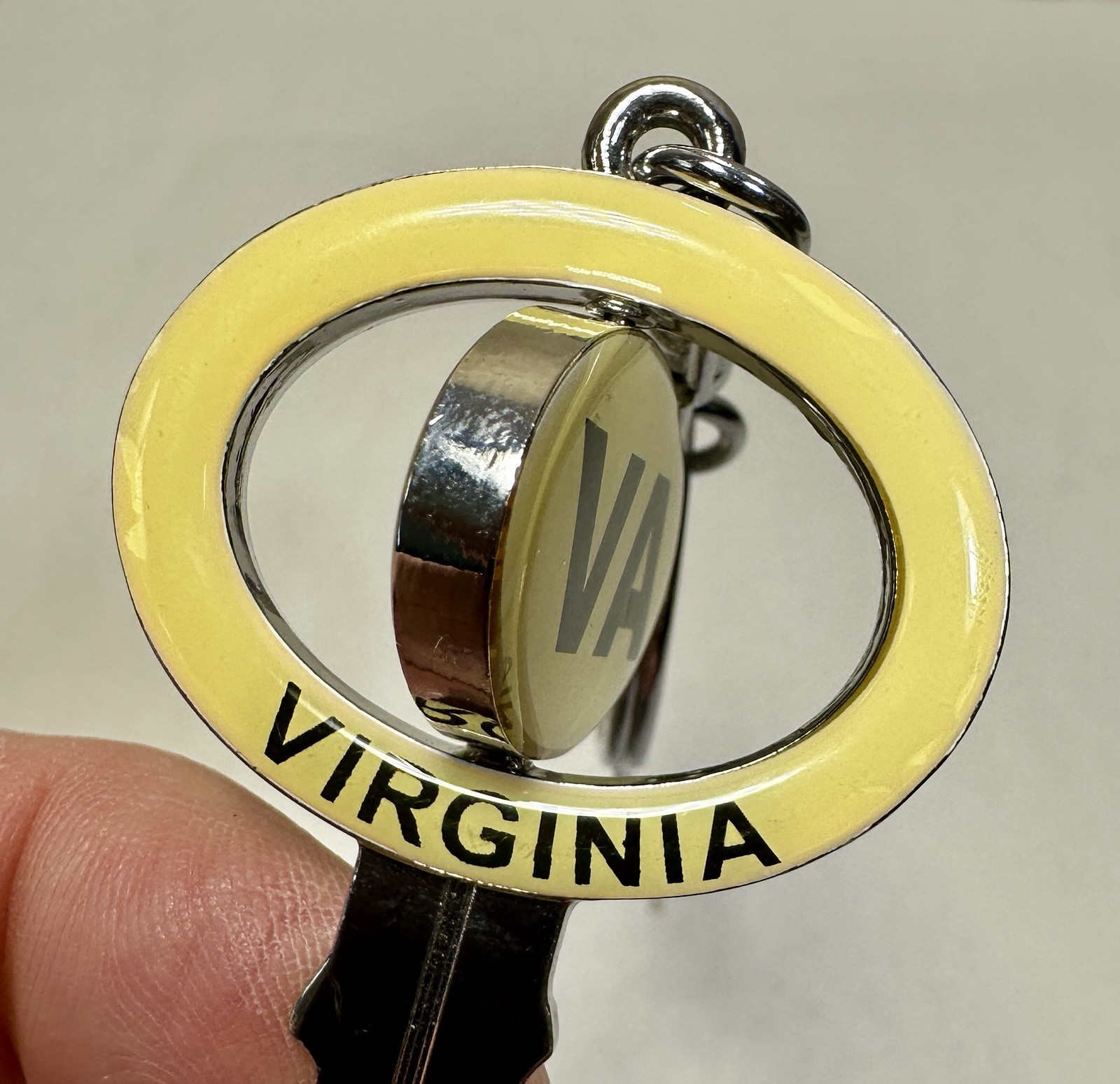 Virginia VA Swivel Key Keychain - New With Partial Tag - Image 2
