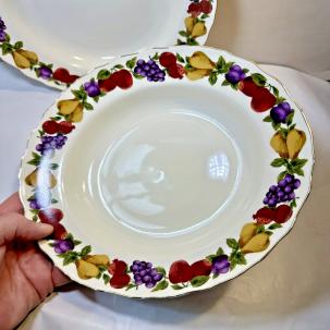 Set Of 2 Home Age Of Elegance Fruit Scalloped Gold Large Rim Soup Bowls 9-1/4”