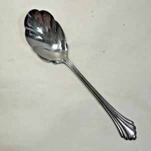 One (1) Oneida Bancroft Distinction Deluxe Stainless USA Sugar Spoon - 6"