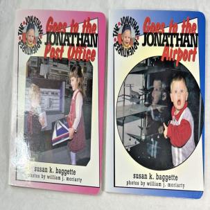 Jonathan Goes to the Post Office / To the Airport - Susan Baggette - 2 Books