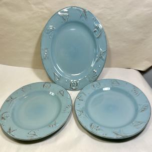 Set of 3 Thomson Pottery Cape Cod Blue Salad / Dessert Plates Embossed Shells