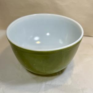 VTG Green Pyrex Mixing Nesting Bowl 404 4 Quart Large USA Ovenware Light Wear
