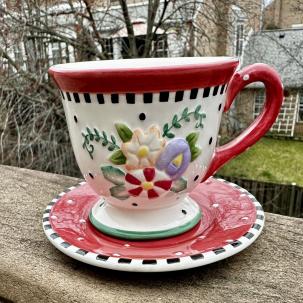 Mary Engelbreit Christmas Spice Cup and Saucer - 1999 ME Ink