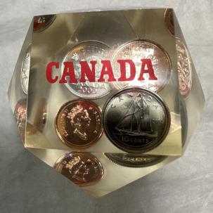 Plexiglass Coin Display - Canadian Coins - Tetradecagon (fourteen-sided)