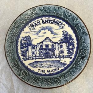 SAN ANTONIO Commemorative Alamo Wall Plate - Made in Japan circa 1960 - 6"